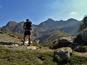 17 Dalla Val Brembana entriamo nella valtellinese  Valle Lunga con i Laghi di porcile